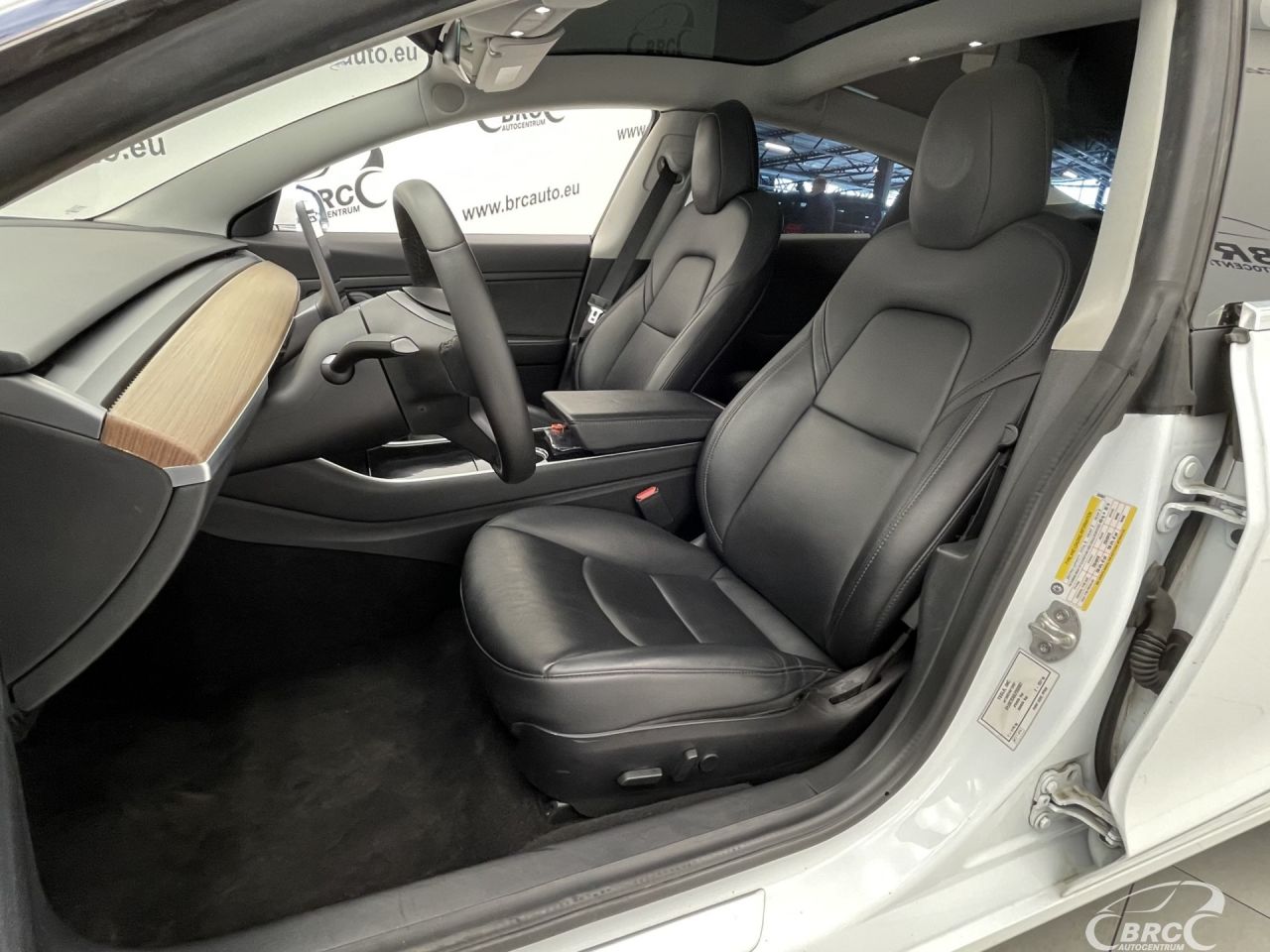 Tesla Model 3 | 18