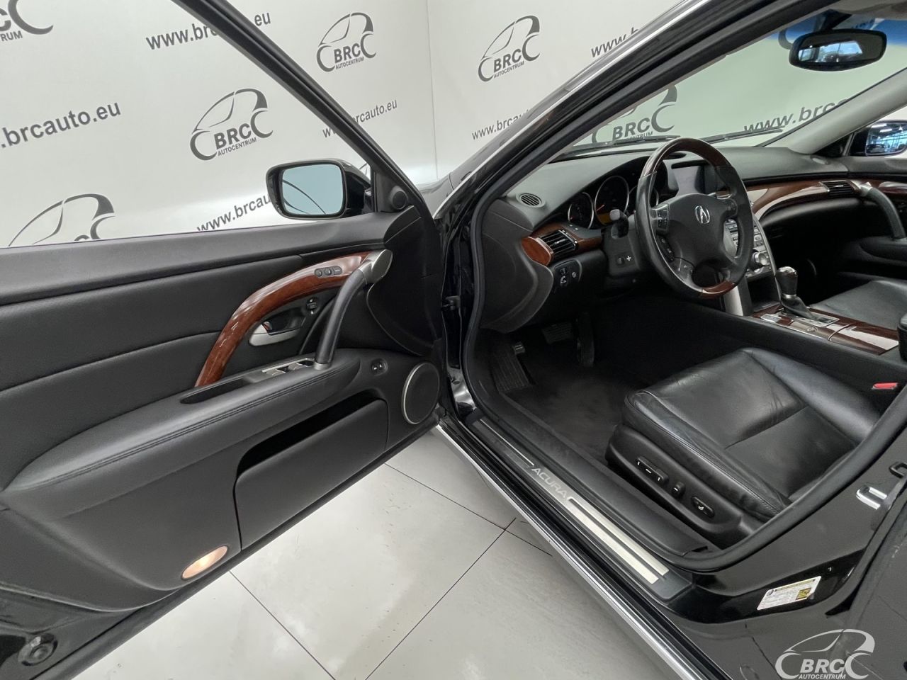 Acura RL | 17