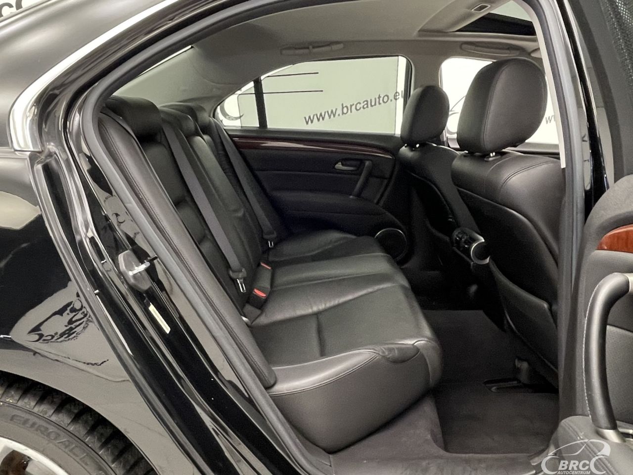 Acura RL | 8