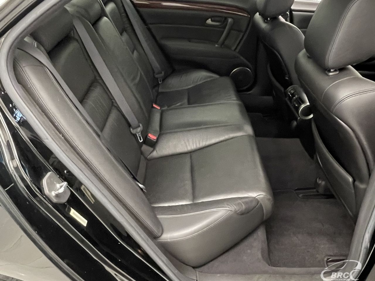 Acura RL | 9