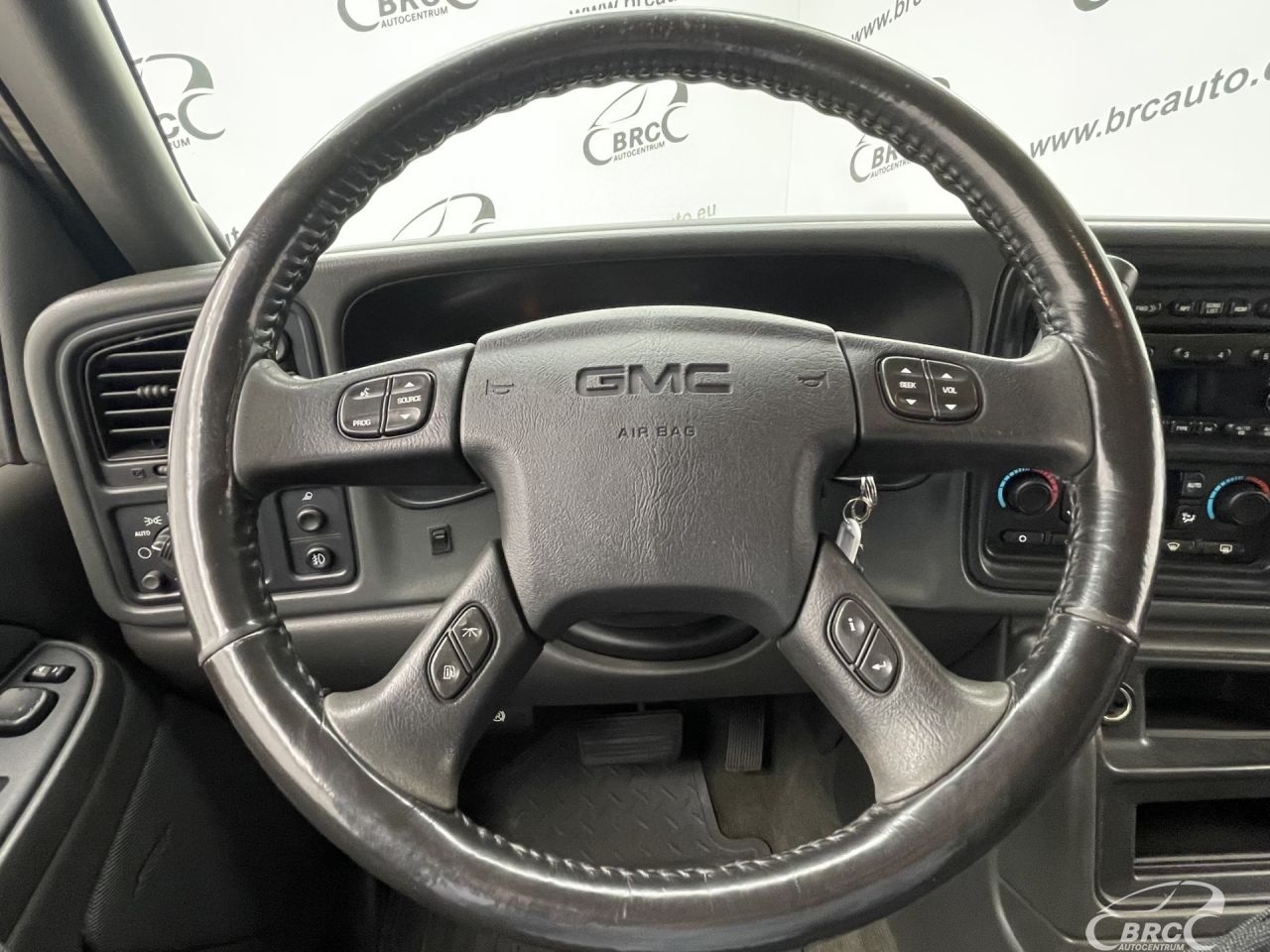 GMC Sierra | 24