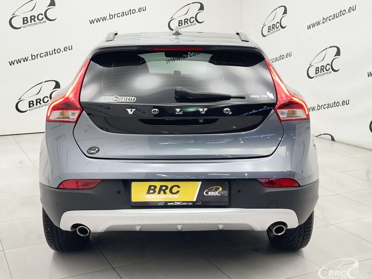 Volvo V40 | 52