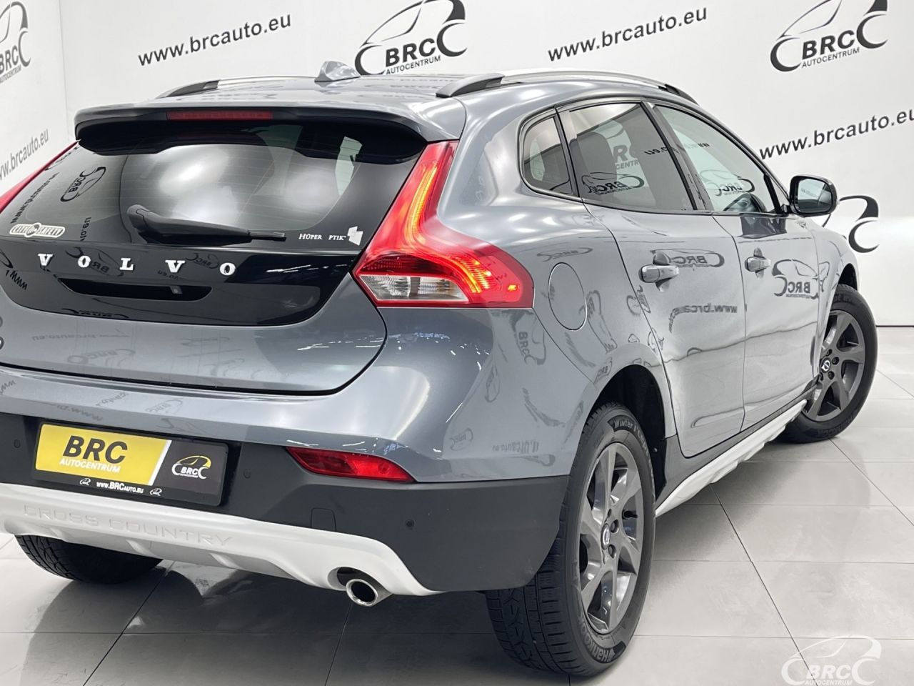 Volvo V40 | 50
