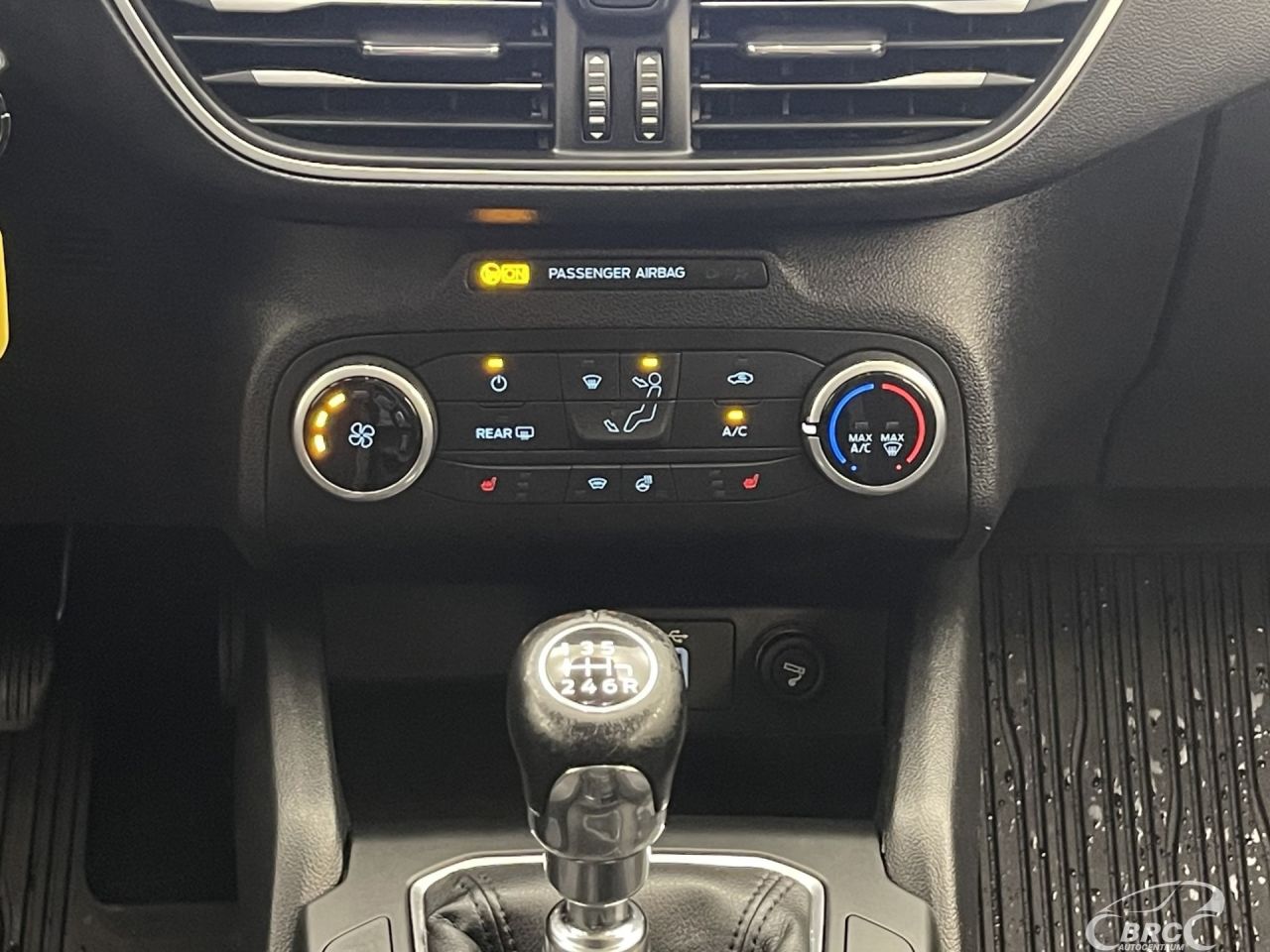 Ford Focus | 15