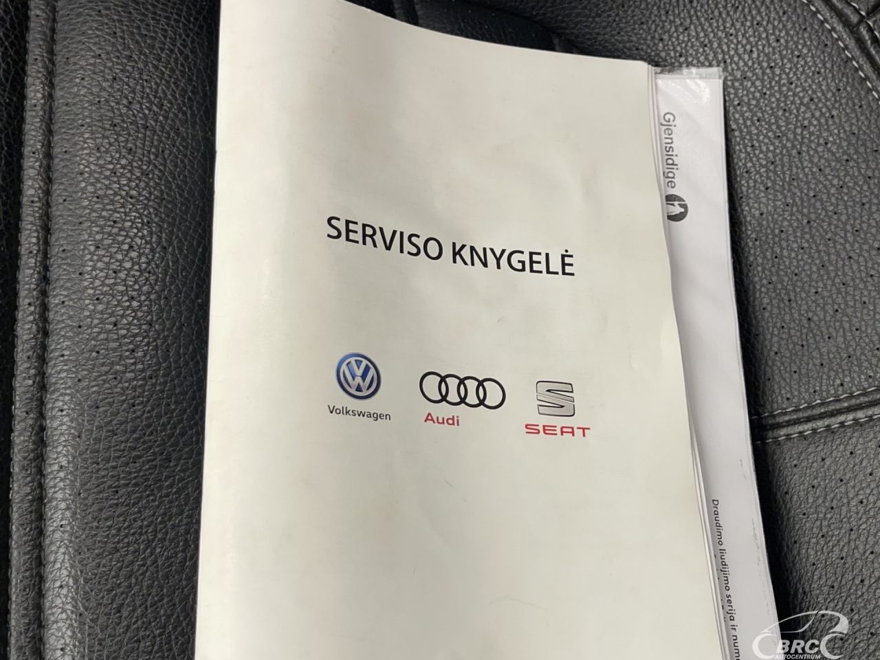 Volkswagen Passat | 35
