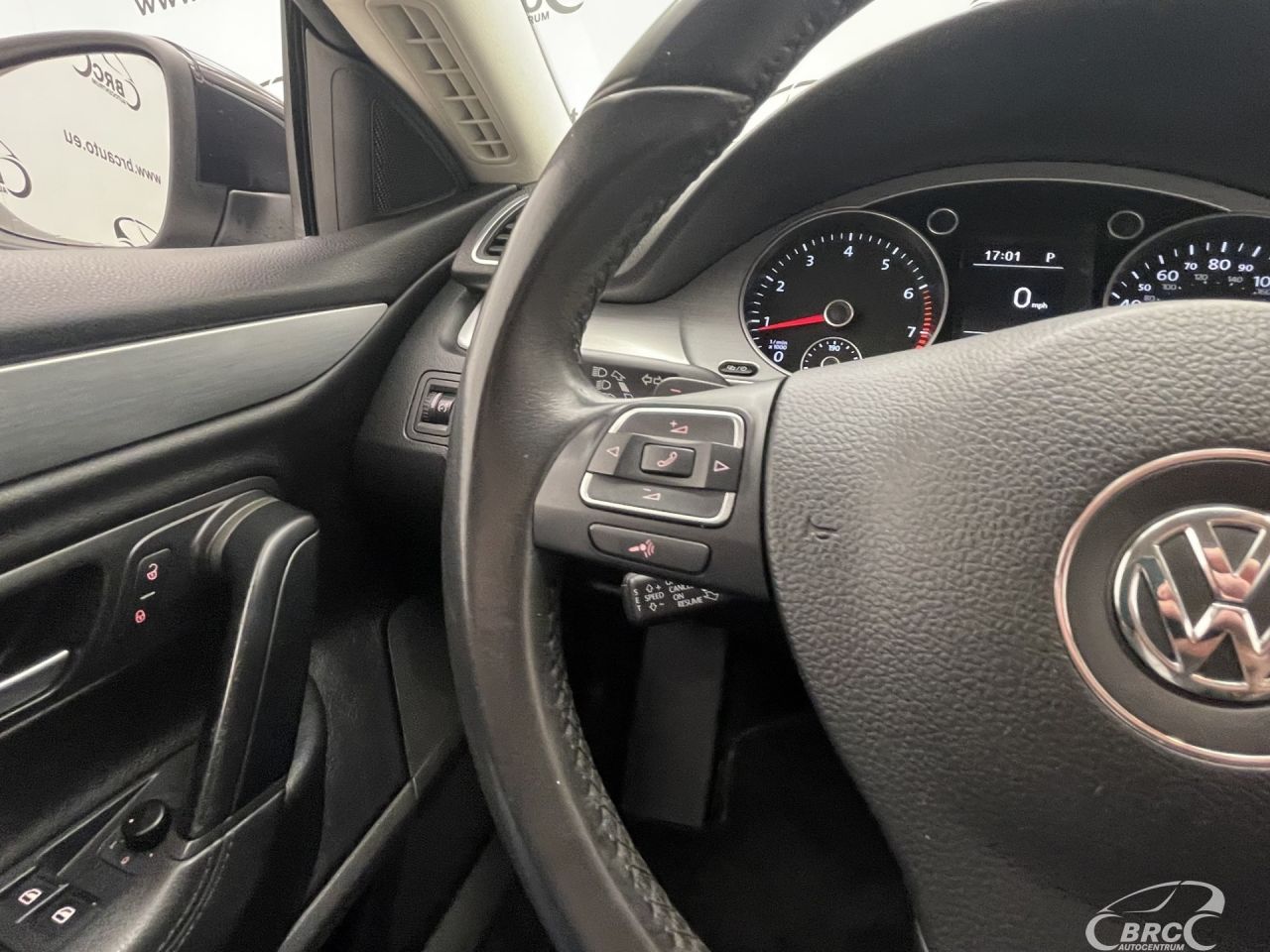 Volkswagen Passat | 28