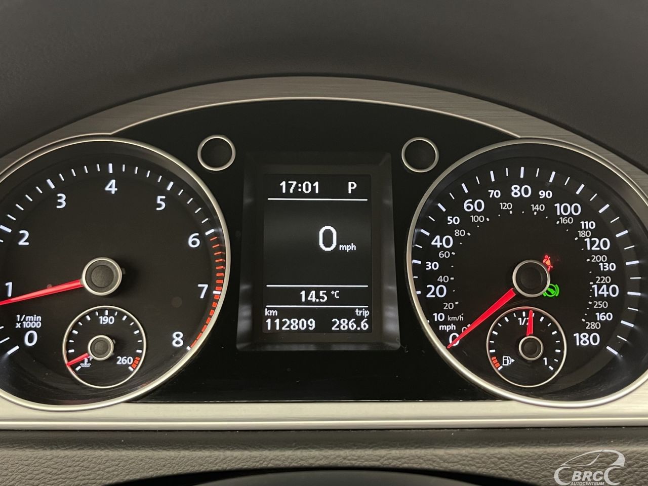 Volkswagen Passat | 30