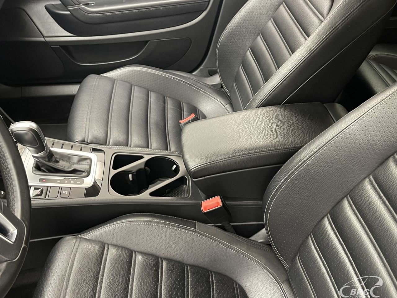 Volkswagen Passat | 22