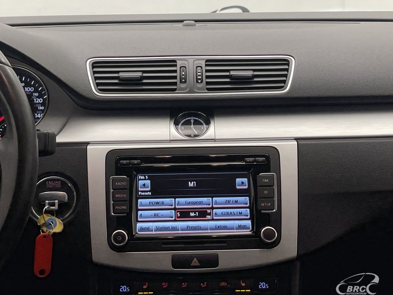 Volkswagen Passat | 14