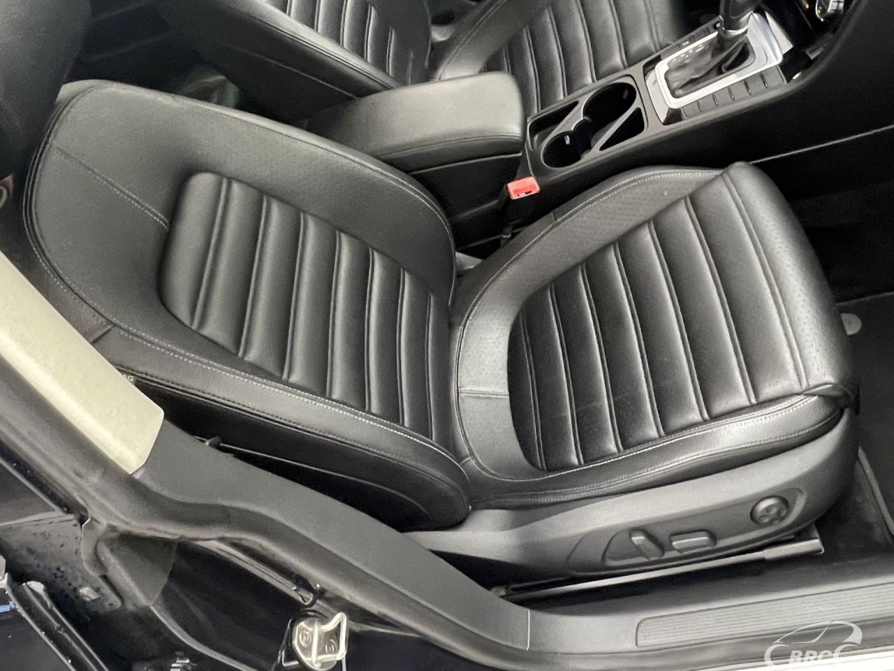 Volkswagen Passat | 4