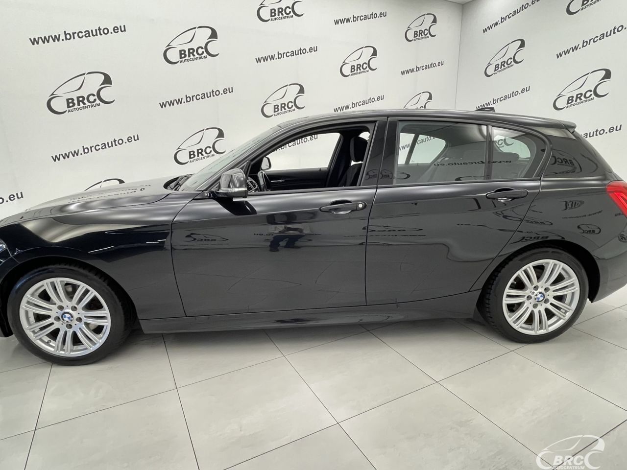 BMW 120 | 51