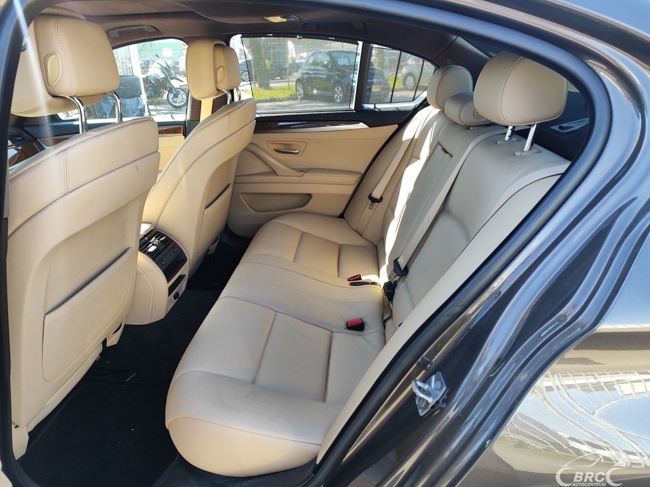 BMW 528 | 13