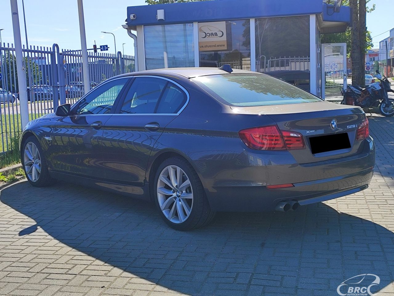 BMW 528 | 41