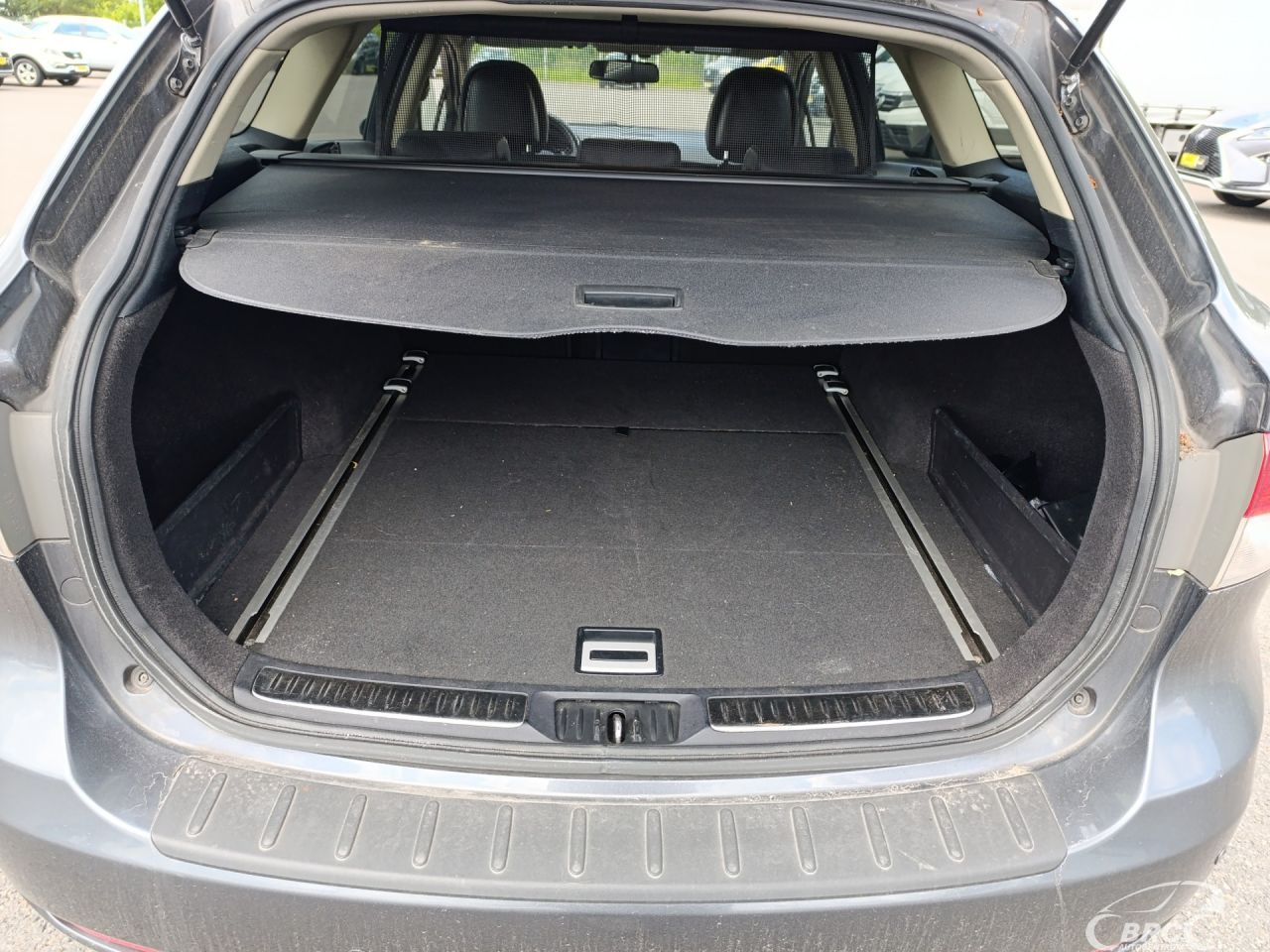 Toyota Avensis | 13