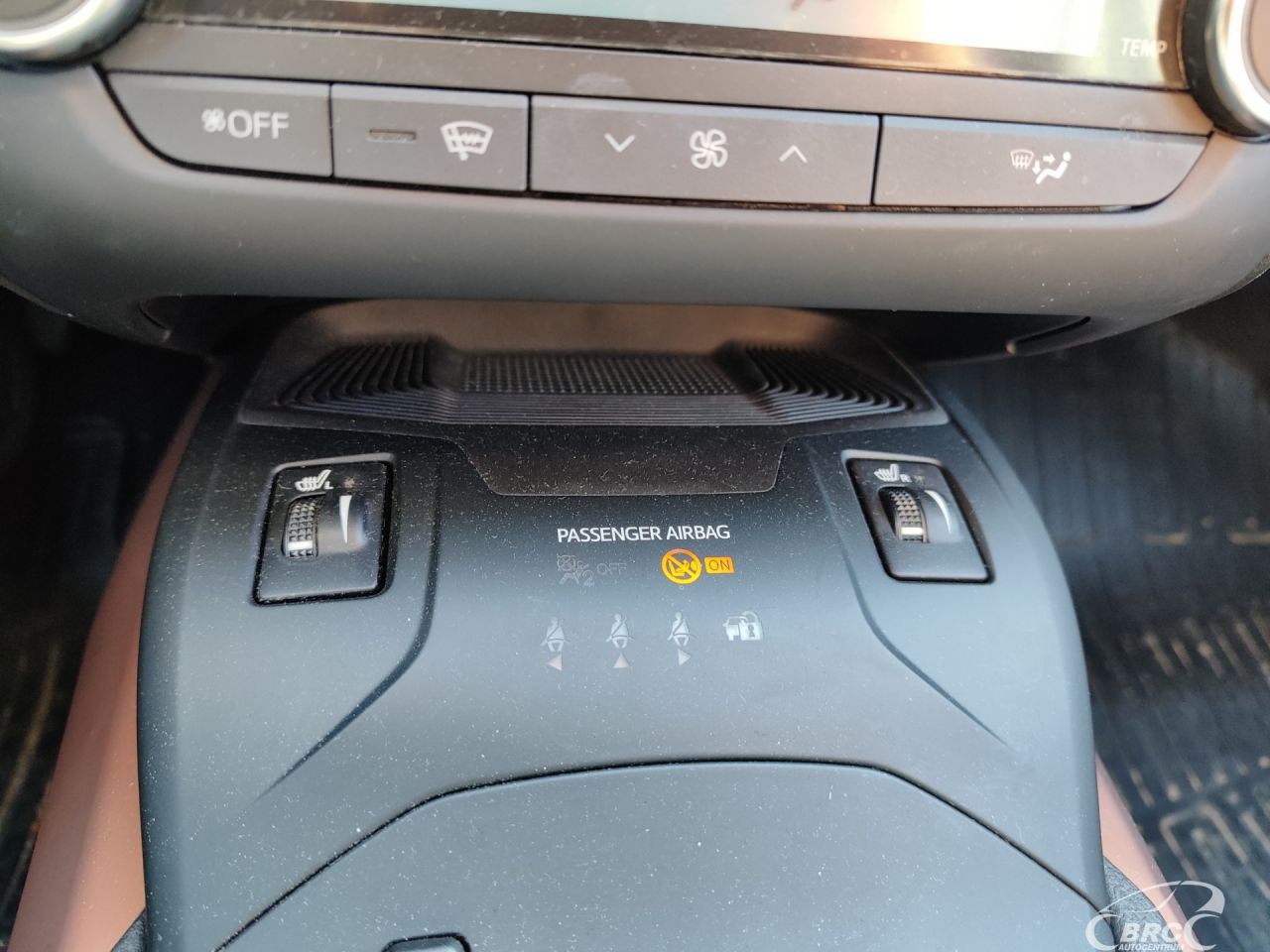 Toyota Avensis | 21