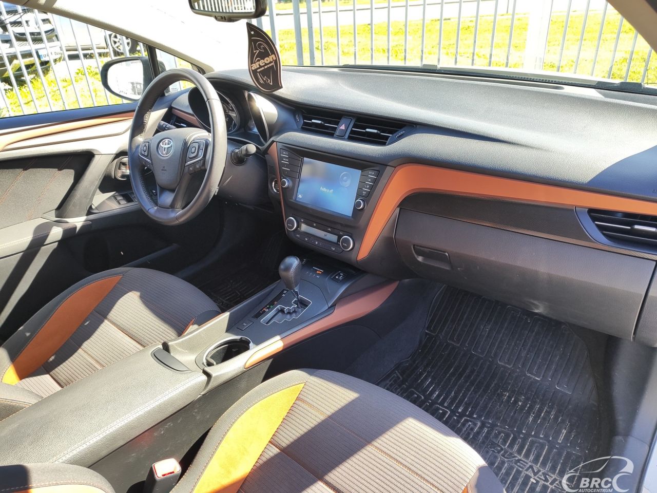 Toyota Avensis | 6