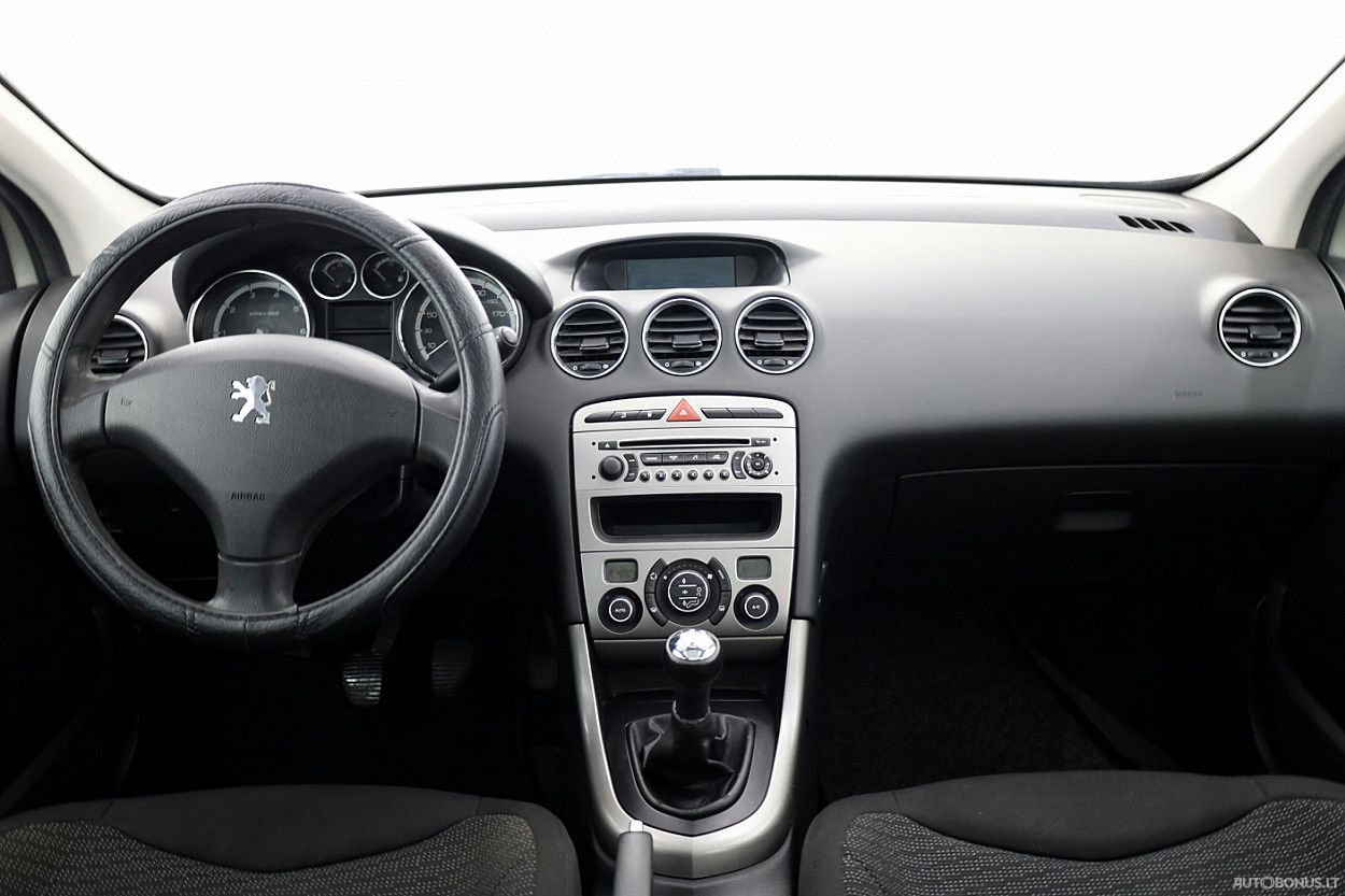 Peugeot 308 | 4