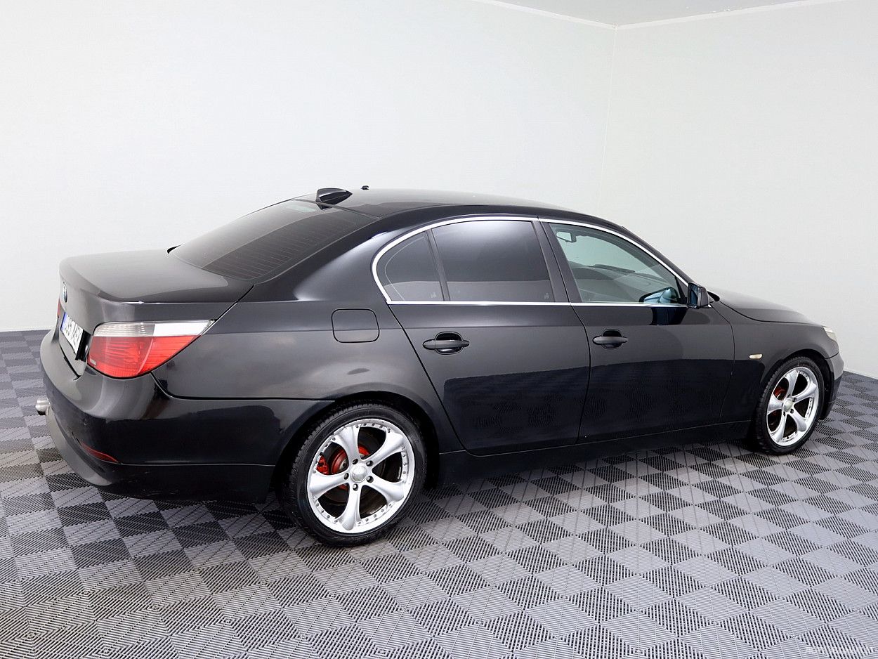 BMW 525 | 2