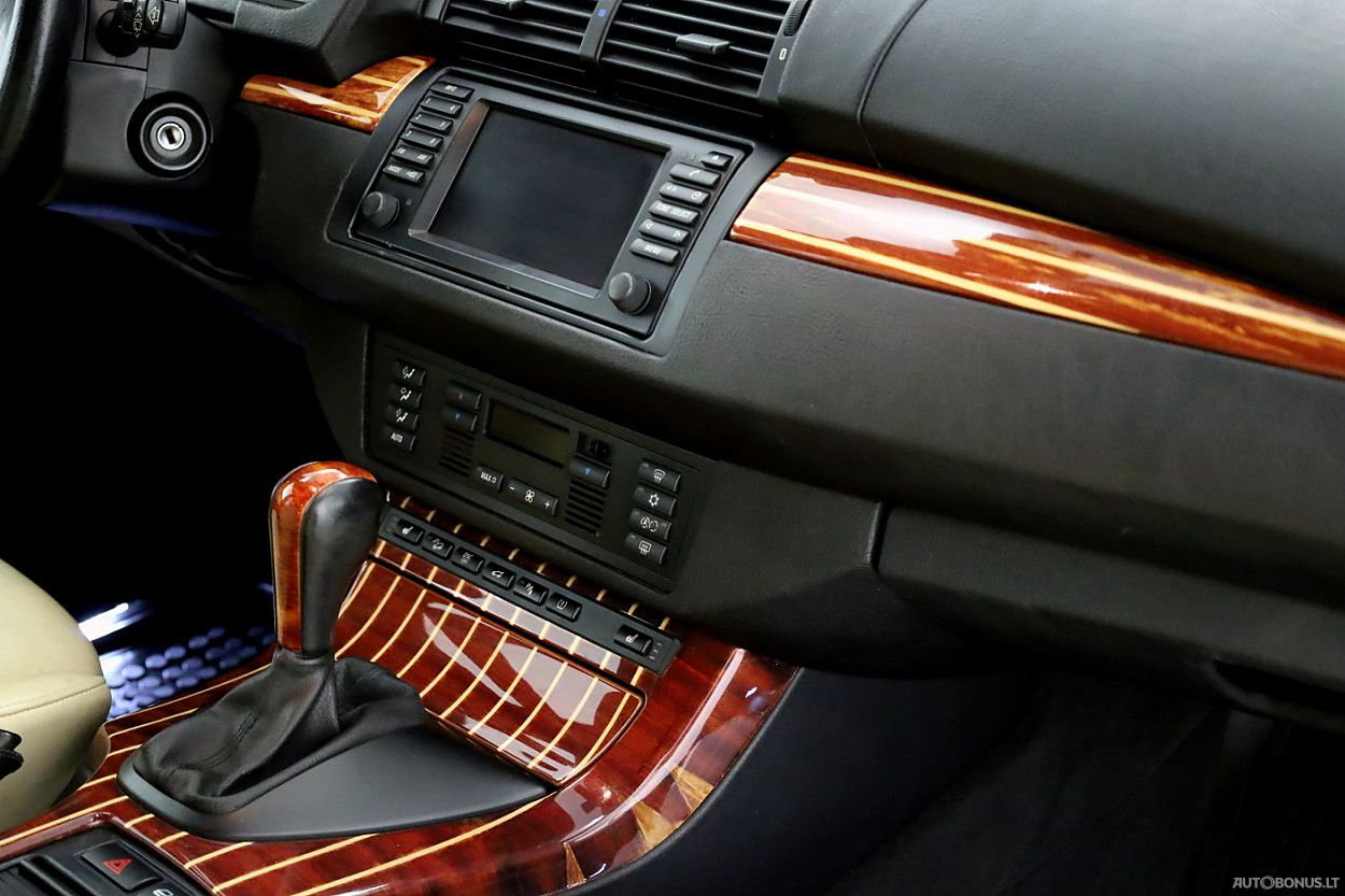 BMW X5 | 7