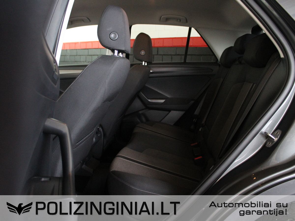 Volkswagen T-Roc | 23