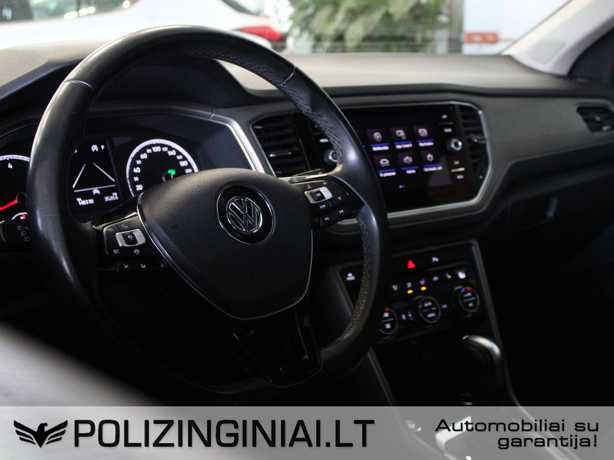 Volkswagen T-Roc | 10