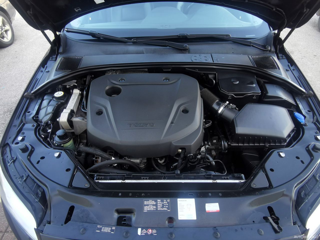 Volvo V70 | 33