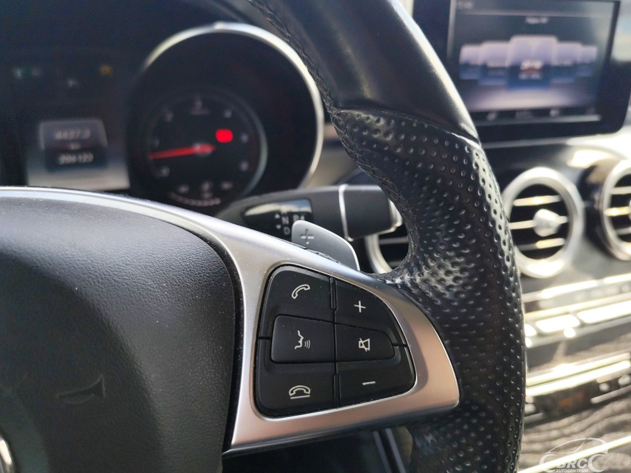Mercedes-Benz GLC350 | 16
