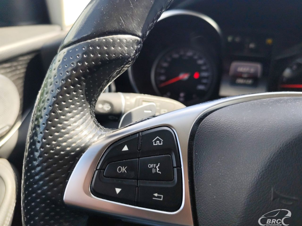 Mercedes-Benz GLC350 | 17
