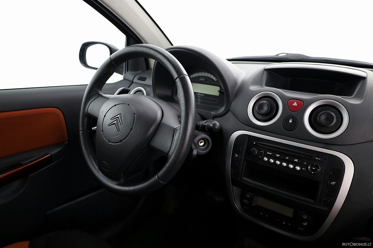 Citroen C2 | 4