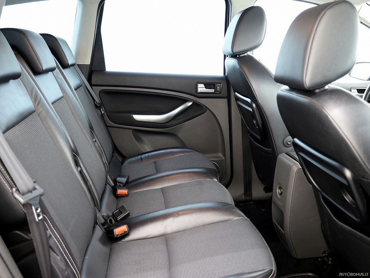 Ford C-MAX | 6