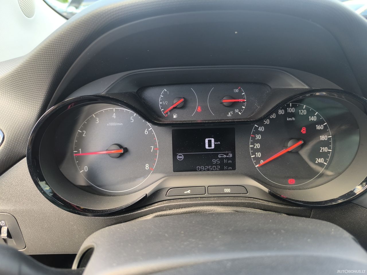 Opel Crossland X | 8