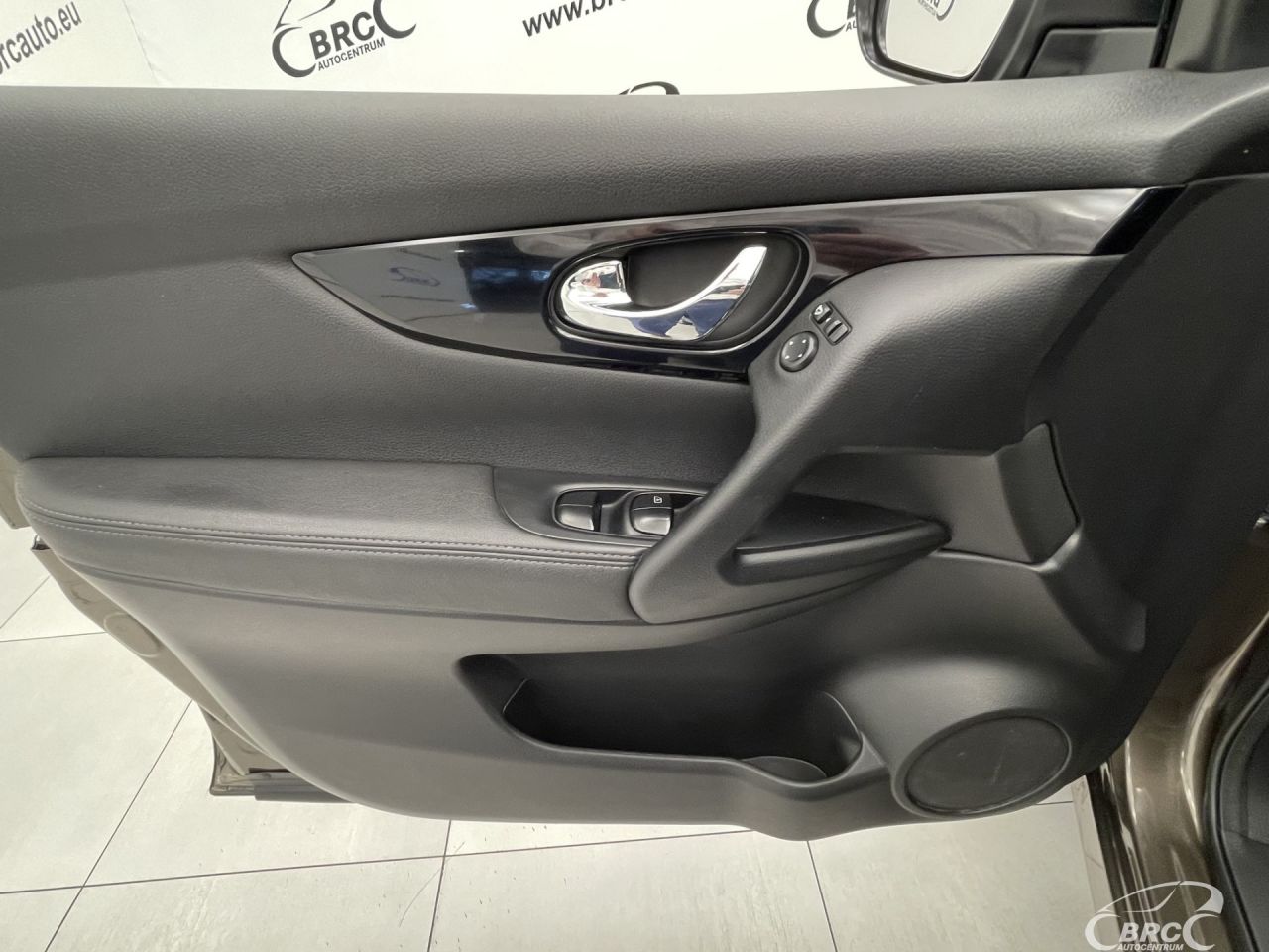 Nissan Qashqai | 17