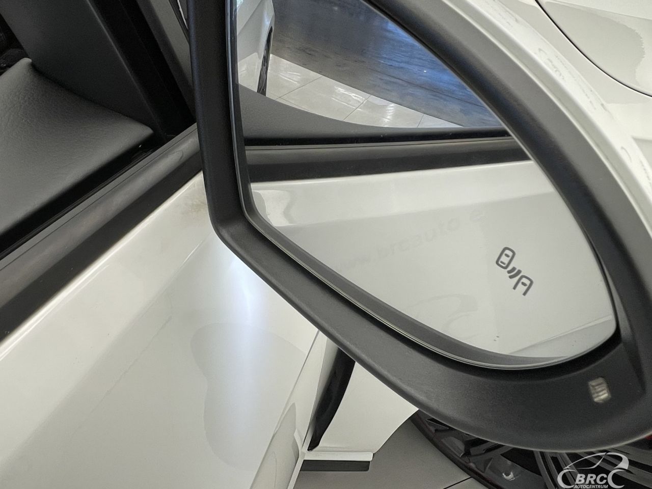 Volkswagen Golf | 6