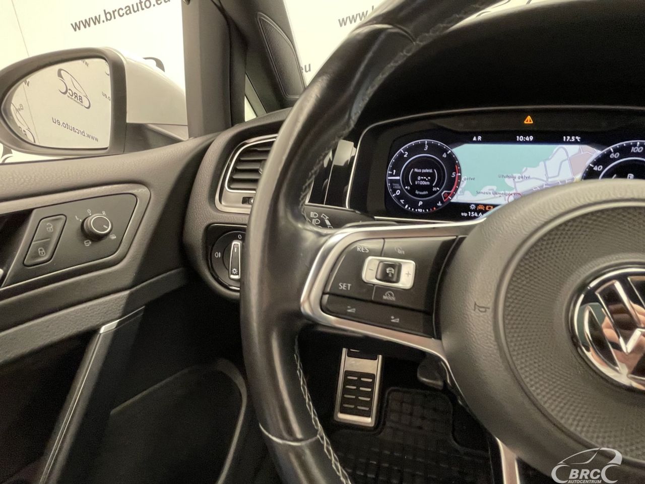 Volkswagen Golf | 23
