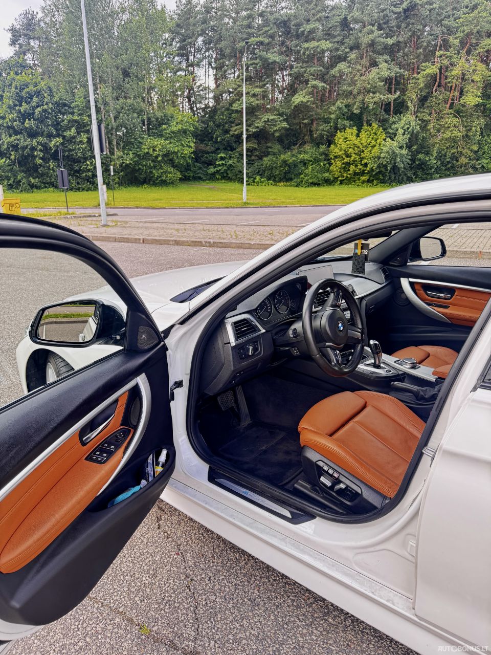 BMW 330 | 9