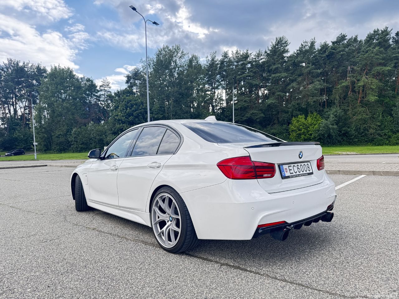 BMW 330 | 5
