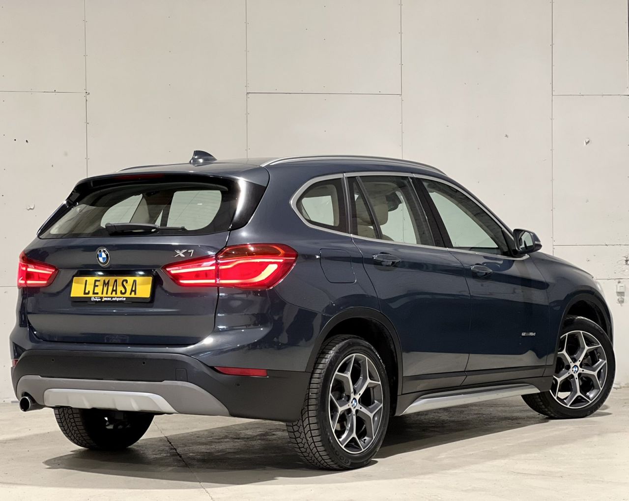 BMW X1 | 3