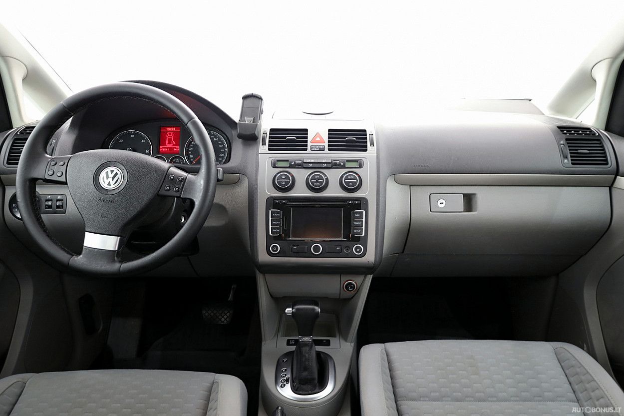 Volkswagen Touran | 4