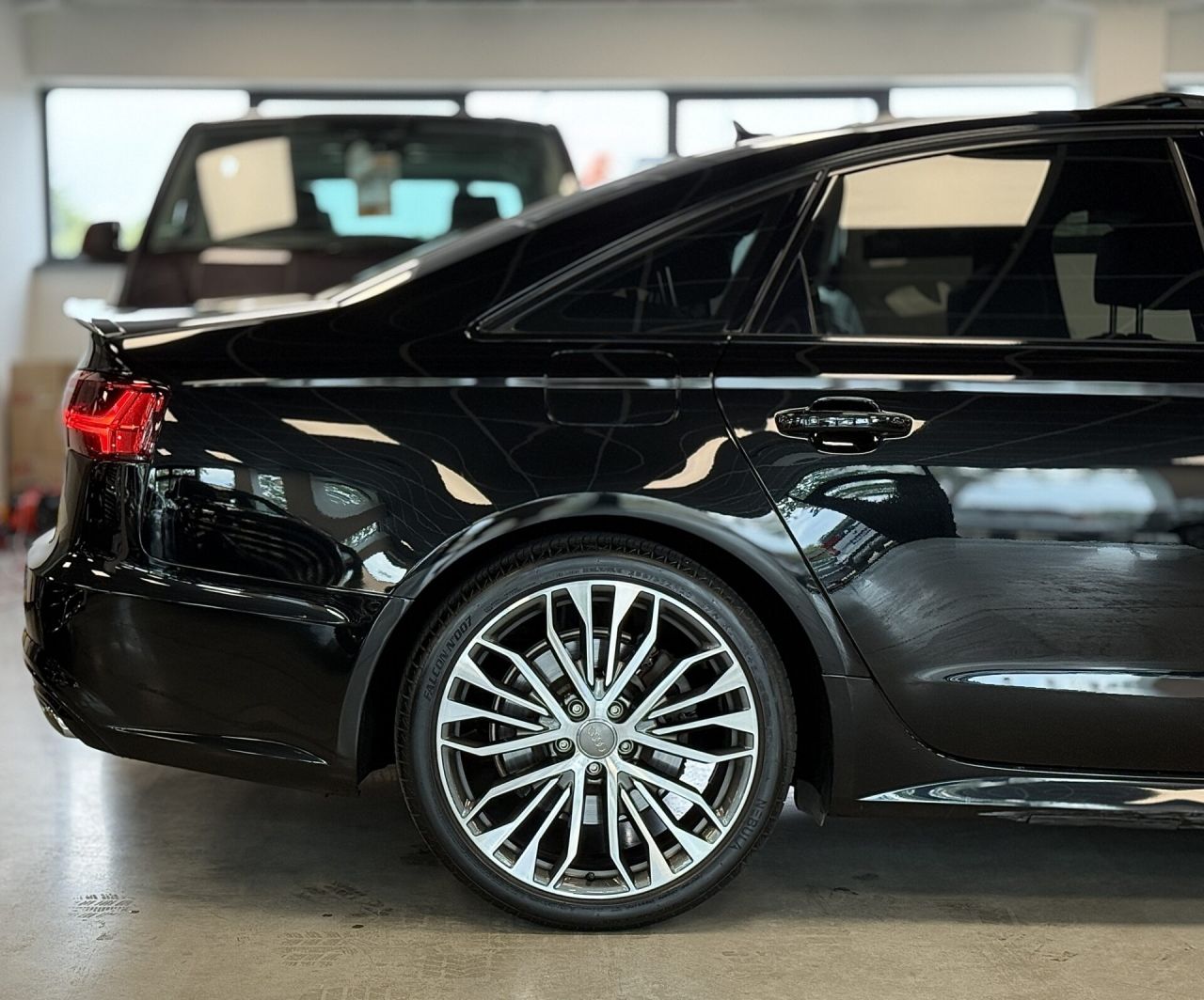 Audi A6 | 6
