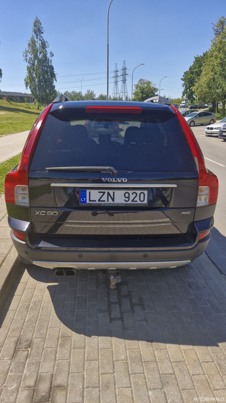 Volvo XC90 | 1