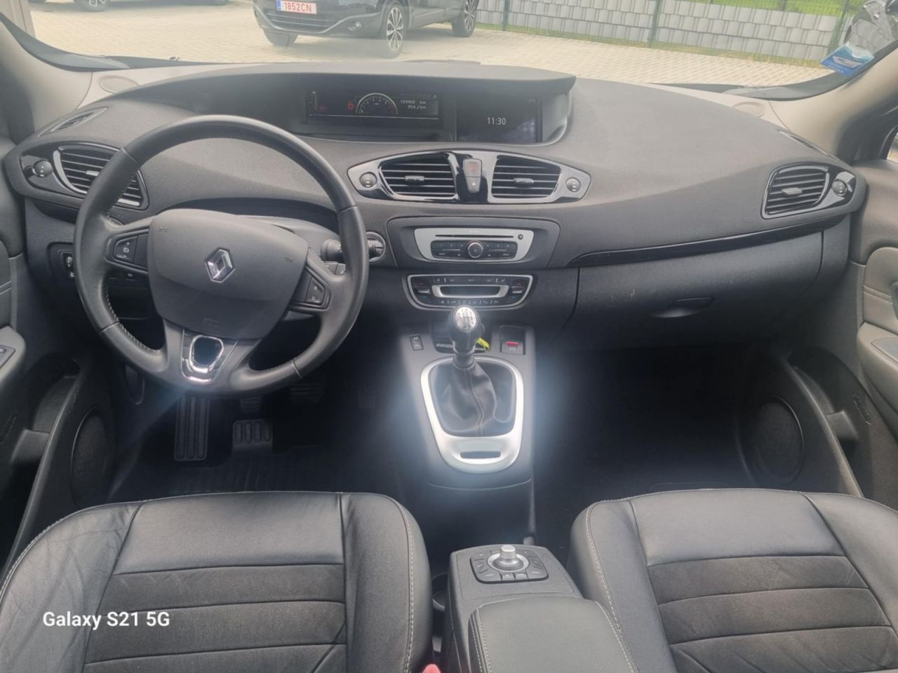 Renault Scenic | 8