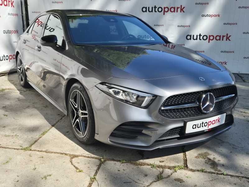 Mercedes-Benz A200 | 2