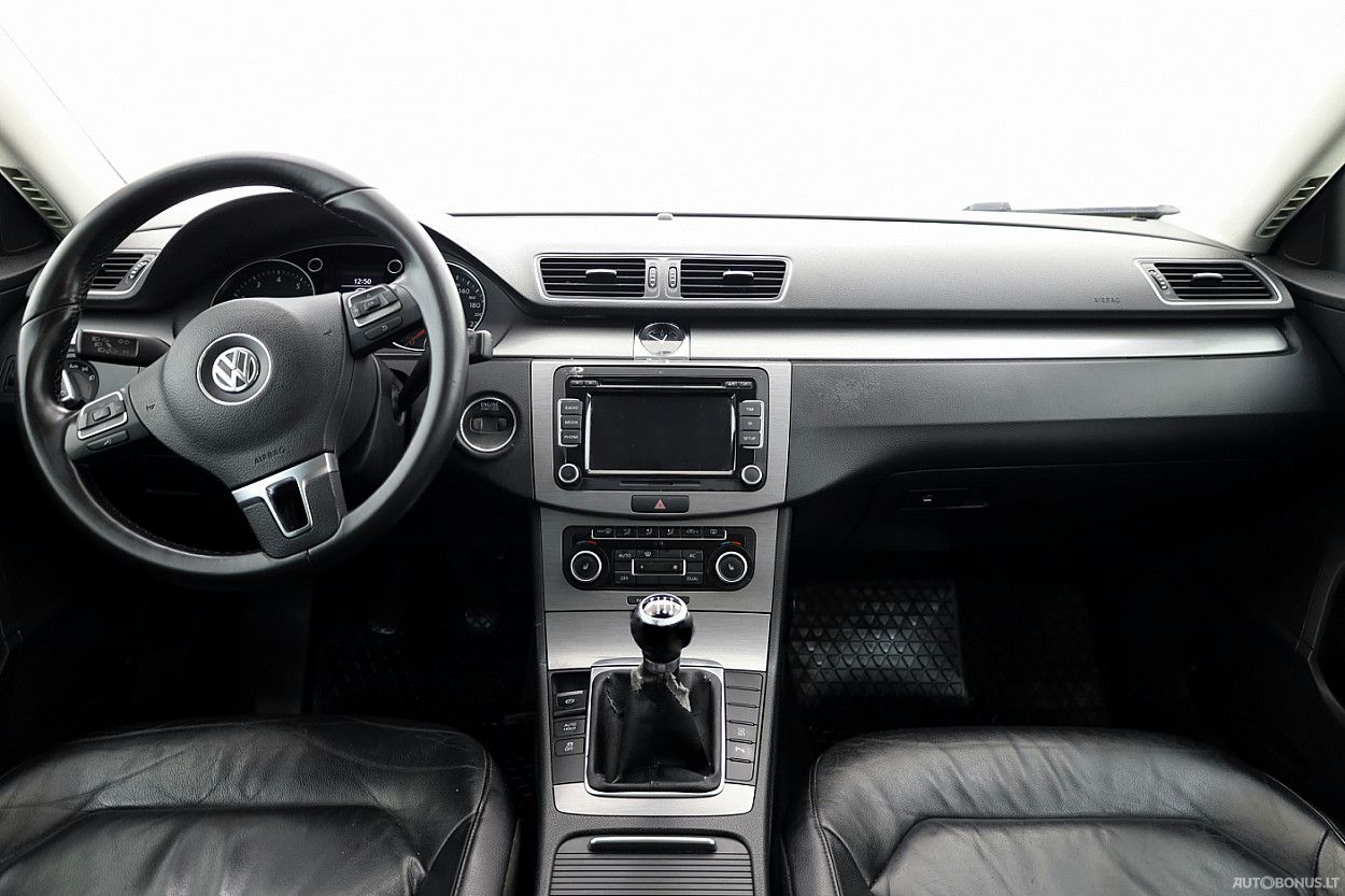 Volkswagen Passat | 4
