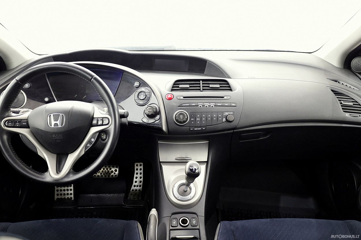 Honda Civic | 4