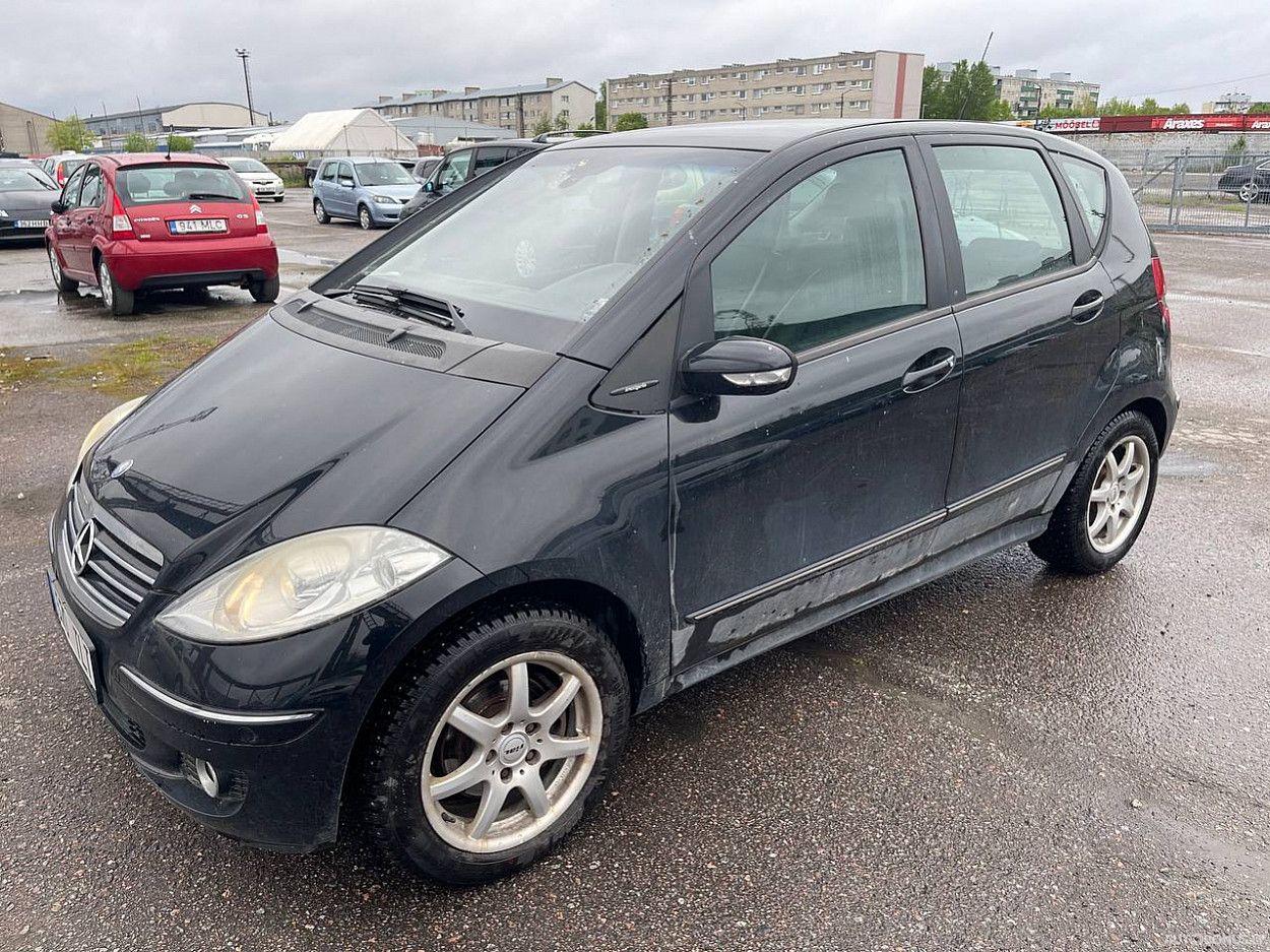 Mercedes-Benz A200 | 1