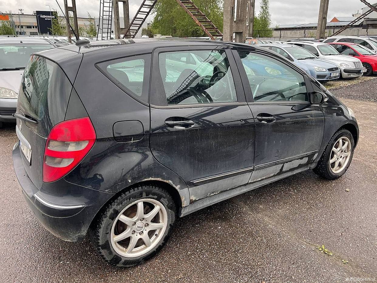 Mercedes-Benz A200 | 2
