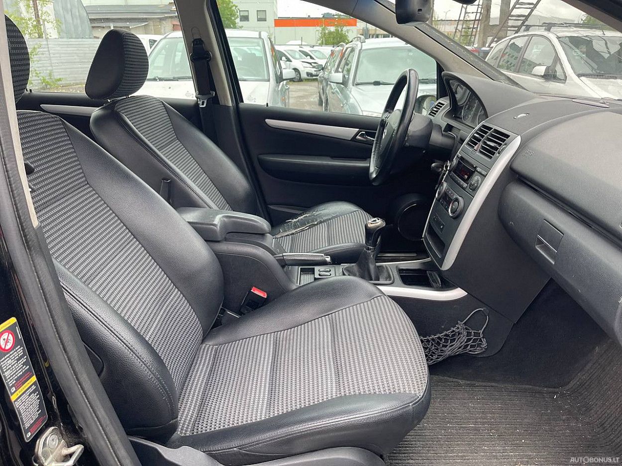 Mercedes-Benz A200 | 5