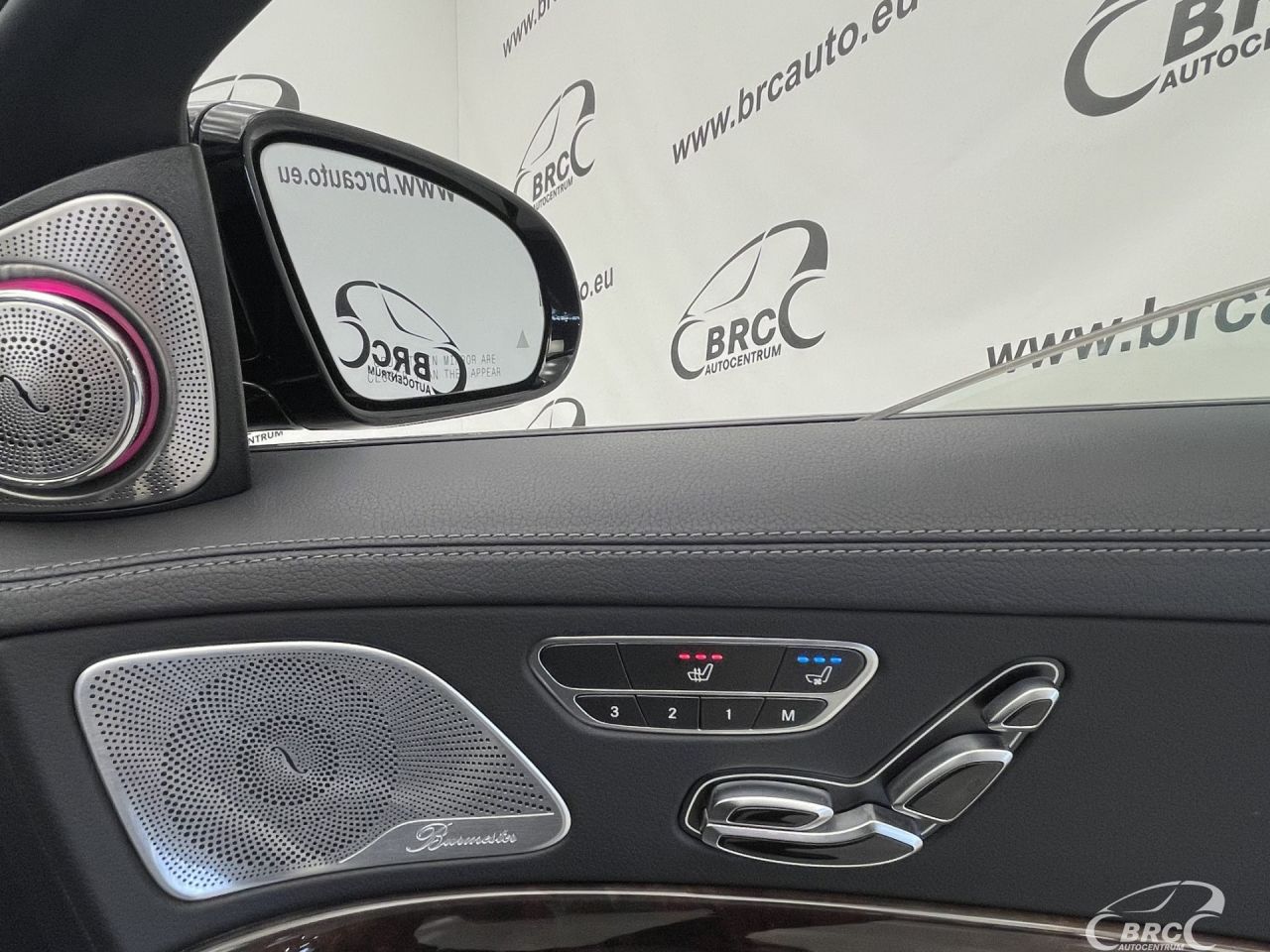 Mercedes-Benz S560 | 8