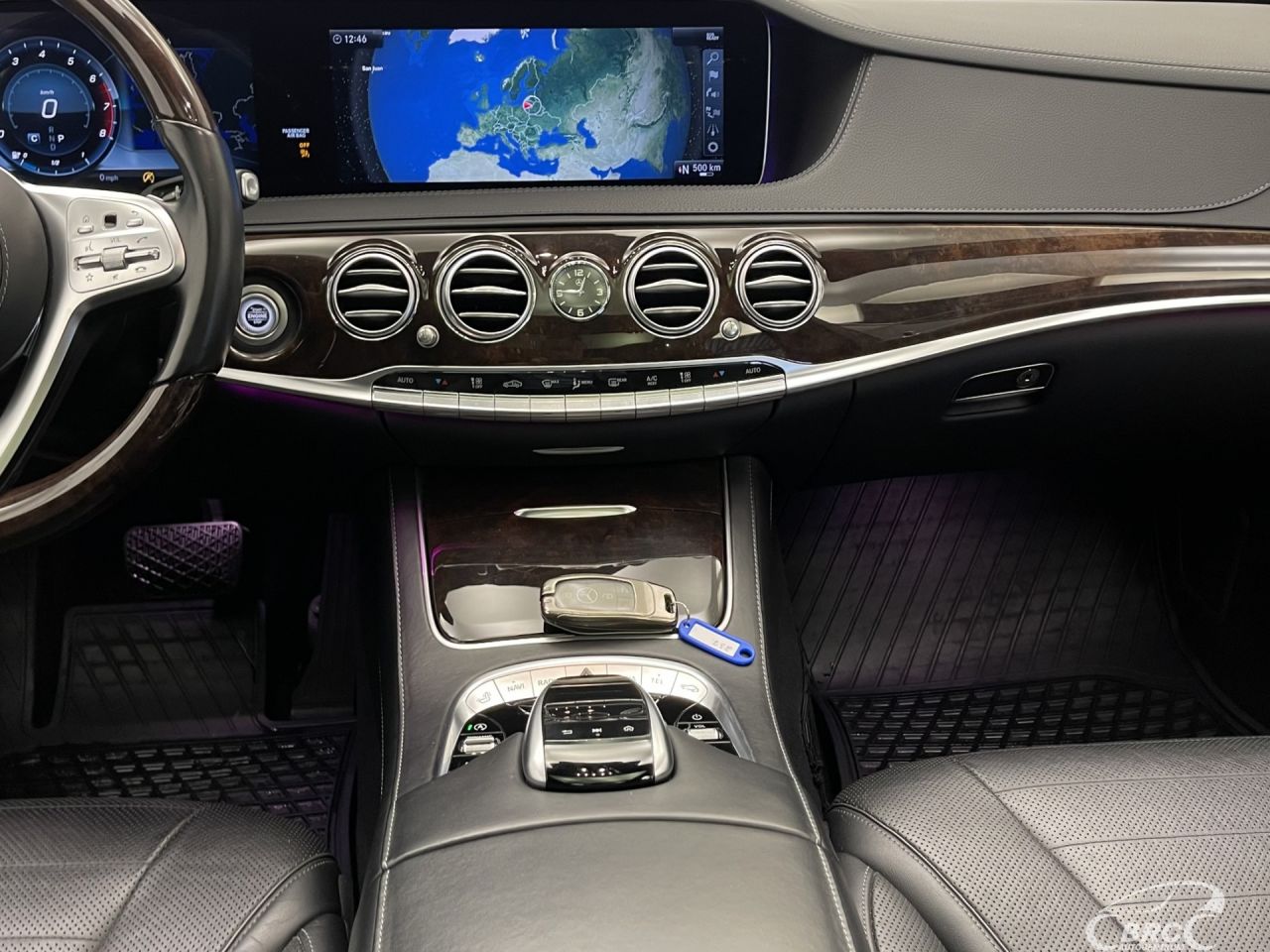 Mercedes-Benz S560 | 16