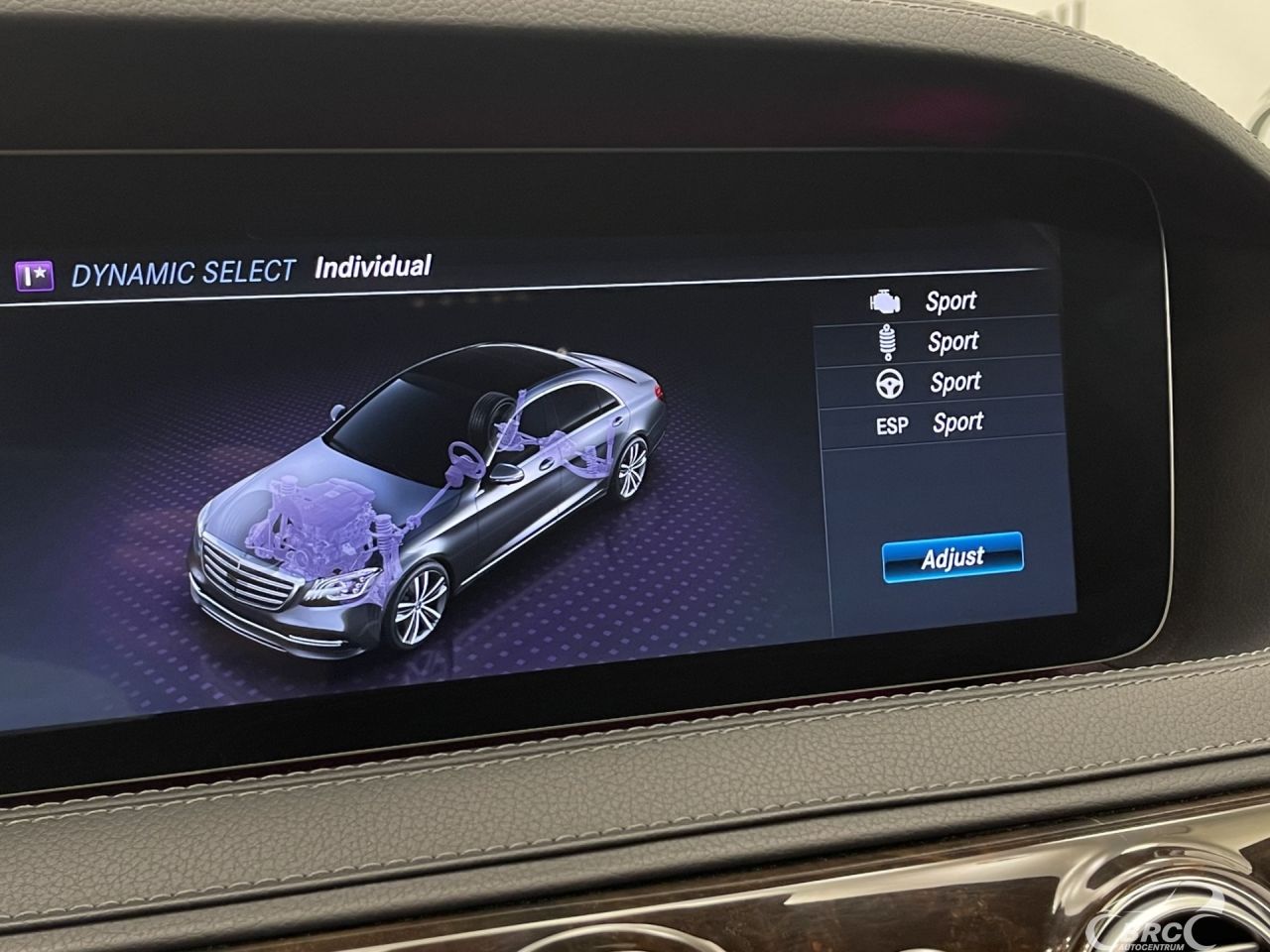 Mercedes-Benz S560 | 46